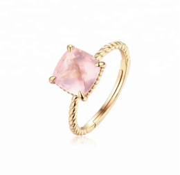 Pink quartz ring