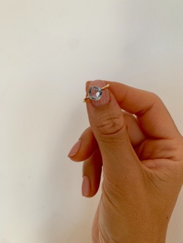 Ring mit himmelblauem Topas